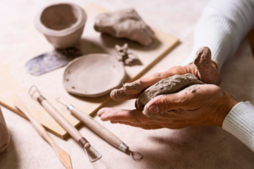 Atelier Création d'objets en terre cuite, porcelaine ou grès
