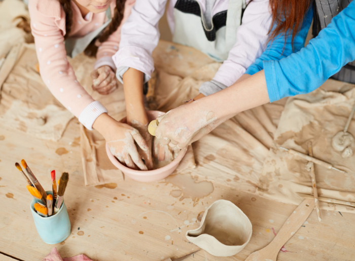 Stage poterie & arts plastiques 6-11 ans 🎨